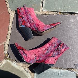 Hot pink Snakeskin Cowboy Western Boots , heeled.